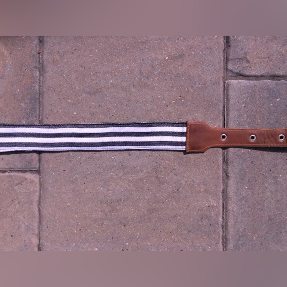 Gorgeous Crossbody Strap - Picture 9 of 14